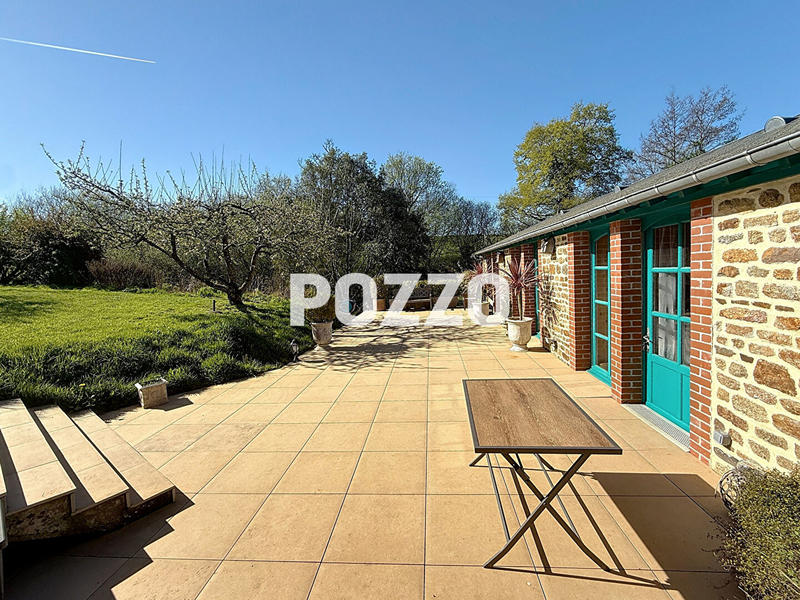 Maison - 289 m² - 6 pièces