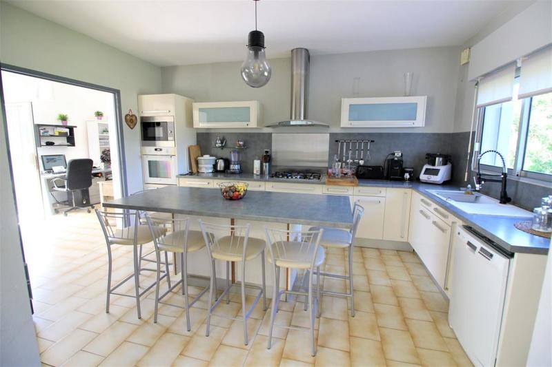 Villa - 160 m² - 6 pièces