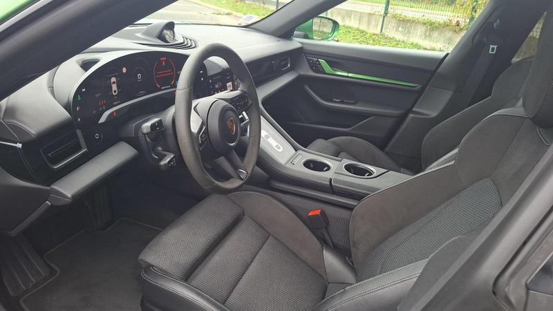 Porsche taycan 93.4 kWh 476 Performance Plus - Automatique Entretien constructeur