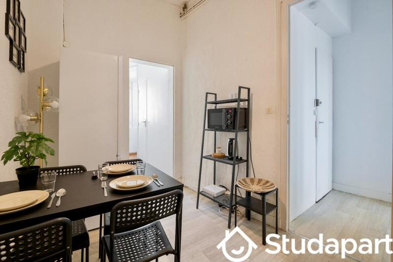 Chambre - 15 m² - 1 pièce