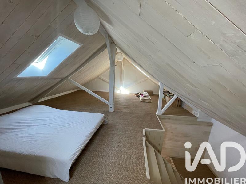 Maison - 172 m² - 9 pièces