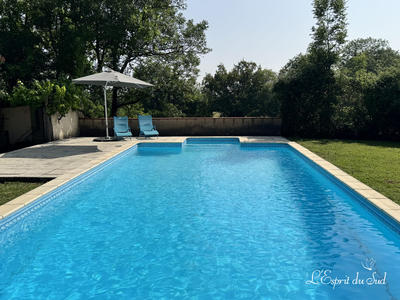 Maison traditionnelle - 1 m² - 6 pièces