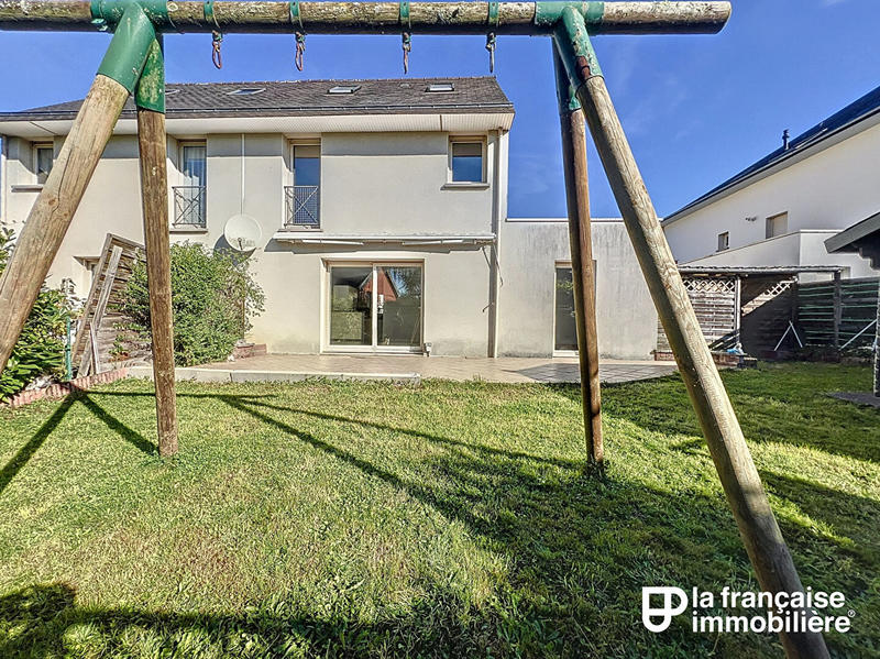 Maison - 93 m² - 5 pièces