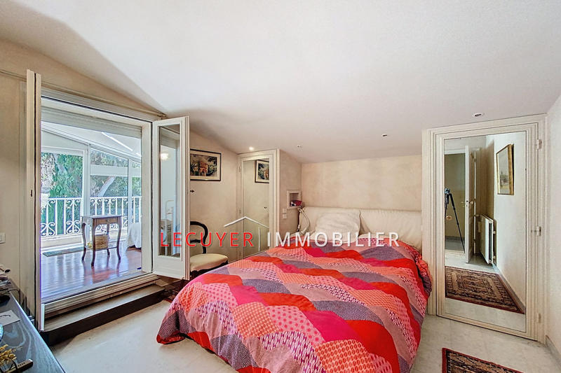 Appartement - 147 m² - 4 pièces