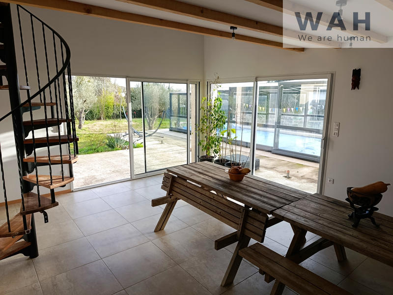 Villa - 200 m² - 8 pièces