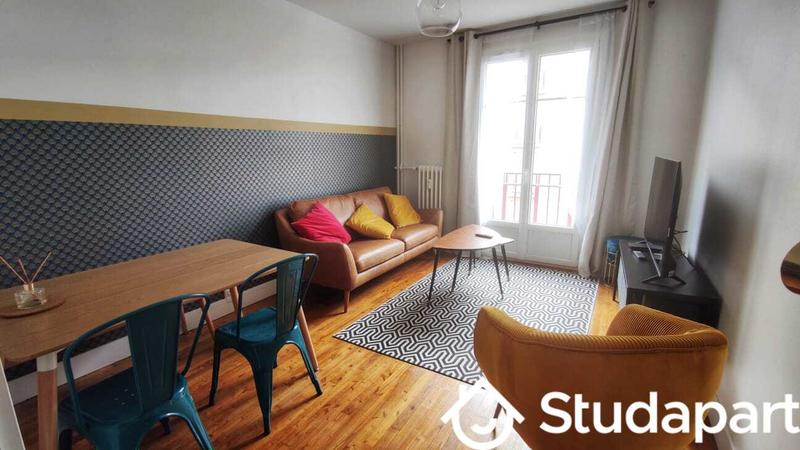 Chambre - 12 m² - 1 pièce