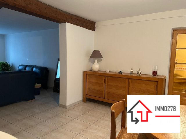 Maison - 232 m² - 7 pièces