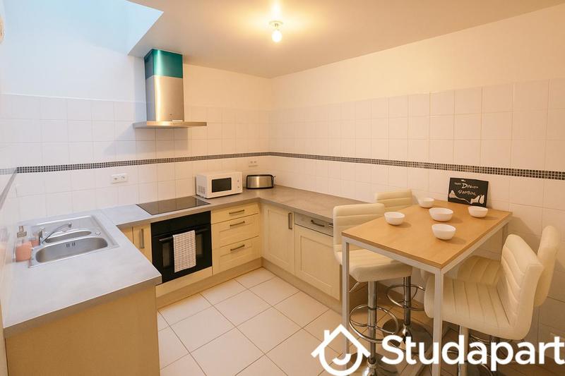 Chambre - 10 m² - 1 pièce