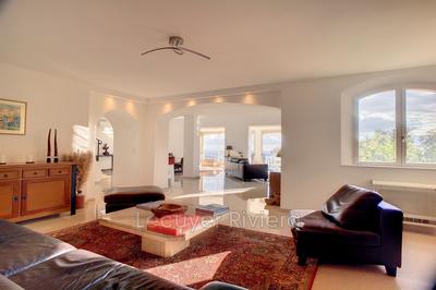 Maison - 288 m² - 6 pièces