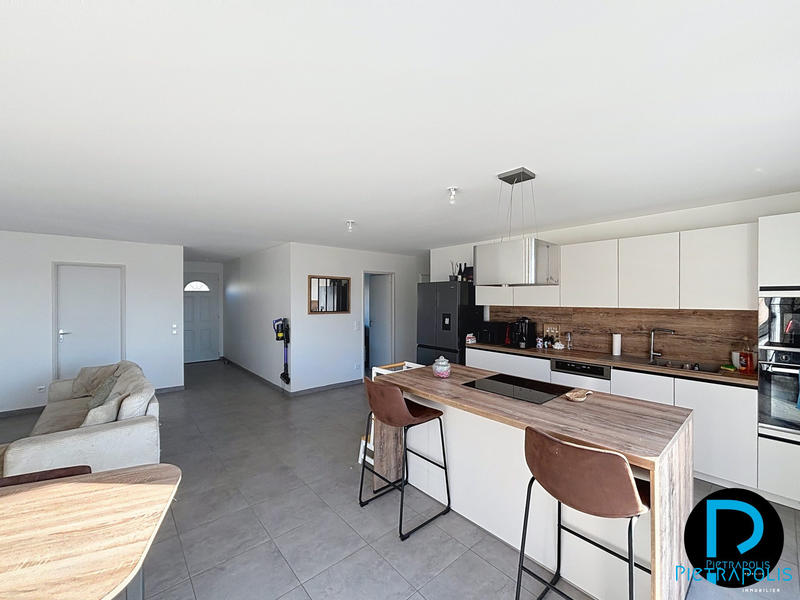 Maison - 108 m² - 4 pièces