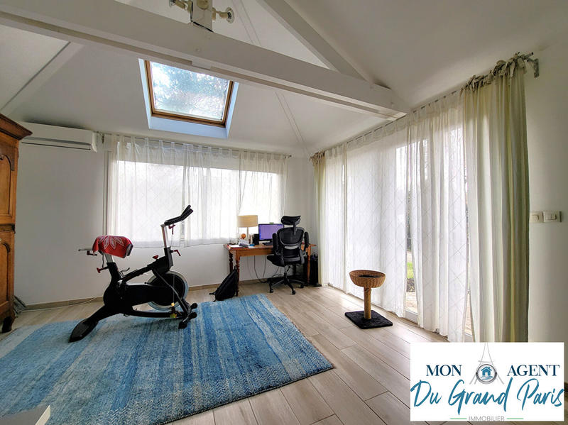 Maison - 140 m² - 6 pièces