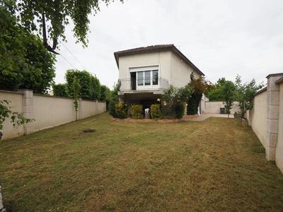 Maison - 150 m² - 7 pièces