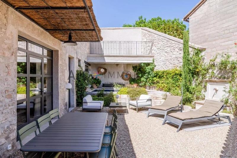 Maison de ville - 215 m² - 6 pièces