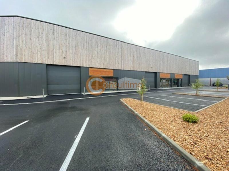 Local d'activité / Entrepôt - 1 662 m²