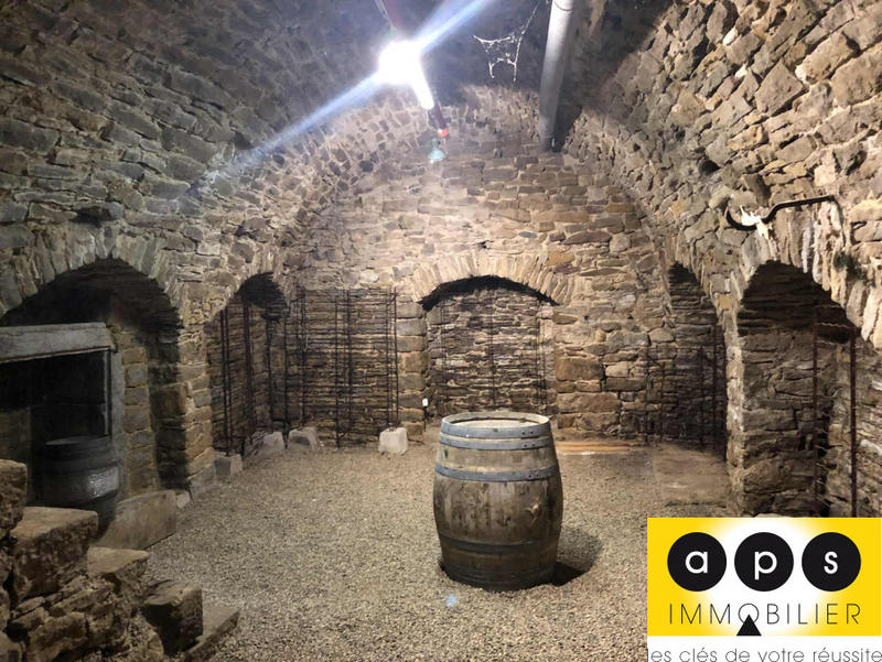 Immeuble - 90 m² - 4 pièces