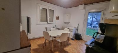 Maison - 170 m² - 7 pièces