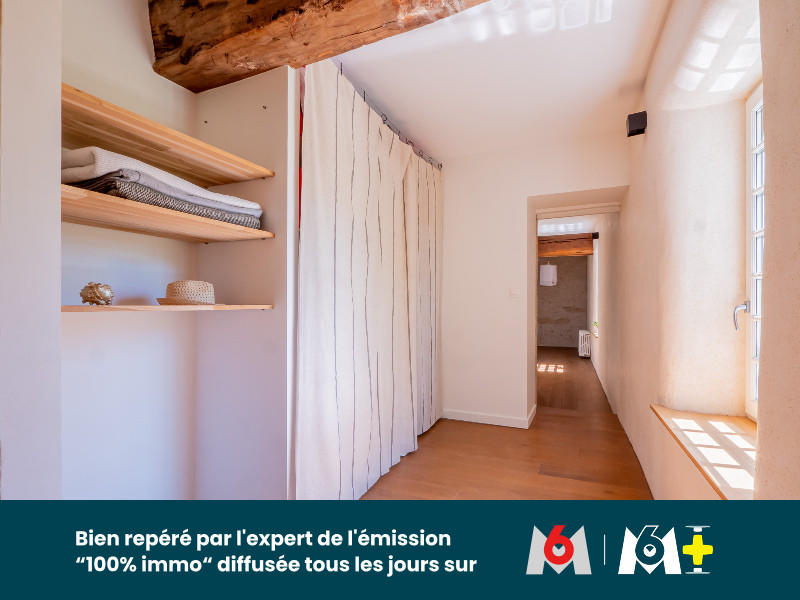 Maison - 456 m² - 16 pièces