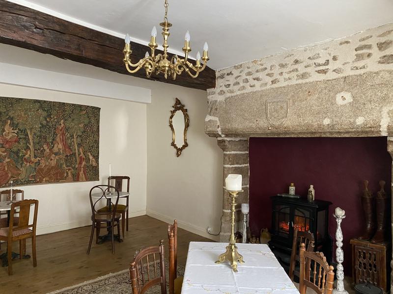 Maison ancienne - 190 m² - 6 pièces
