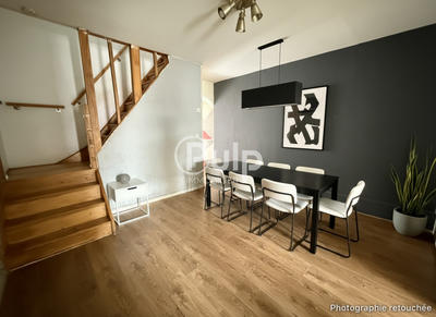 Maison de ville - 77 m² - 5 pièces