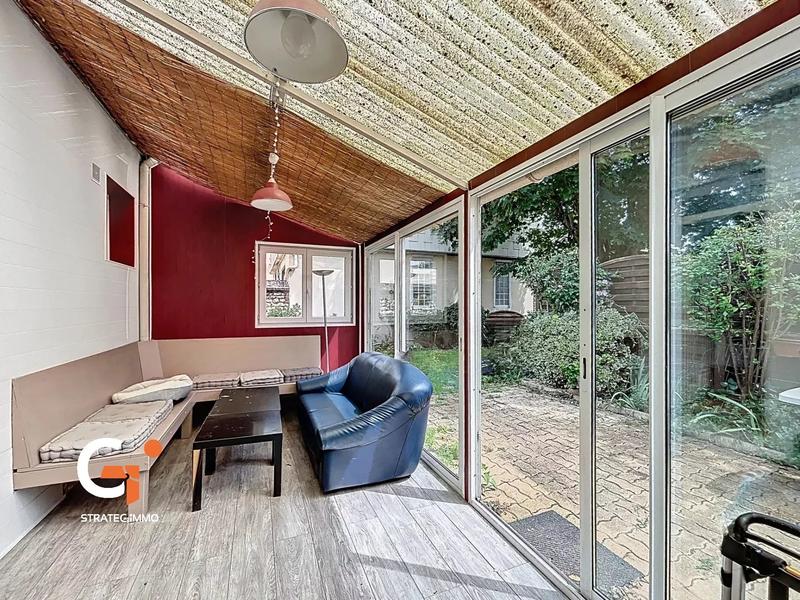 Maison - 80 m² - 5 pièces