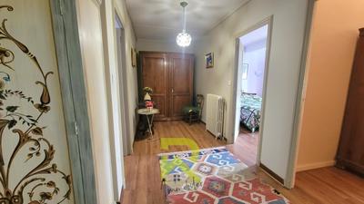 Maison - 169 m² - 8 pièces