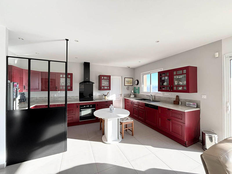 Maison - 149 m² - 5 pièces