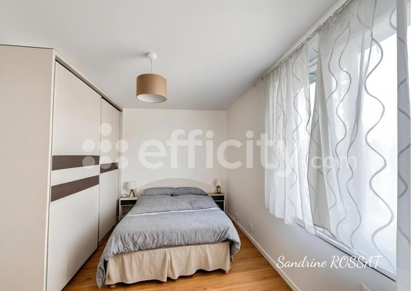 Appartement - 105 m² - 5 pièces