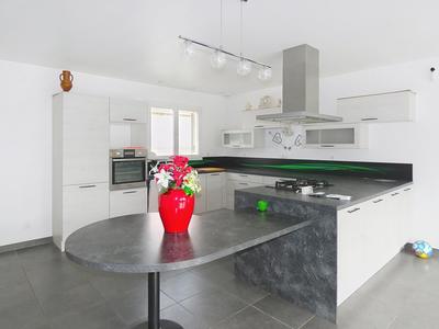 Villa - 103 m² - 5 pièces