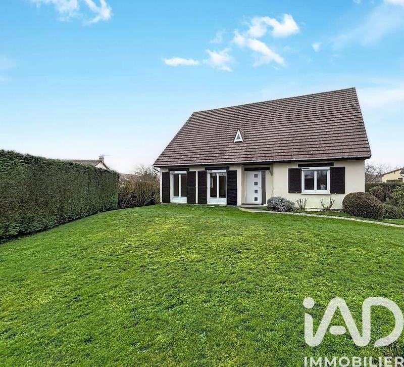 Maison - 152 m² - 6 pièces