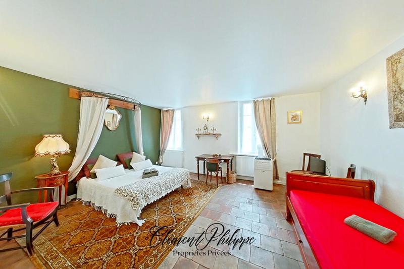 Maison - 177 m² - 6 pièces