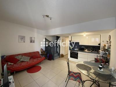 Appartement - 60 m² - 4 pièces