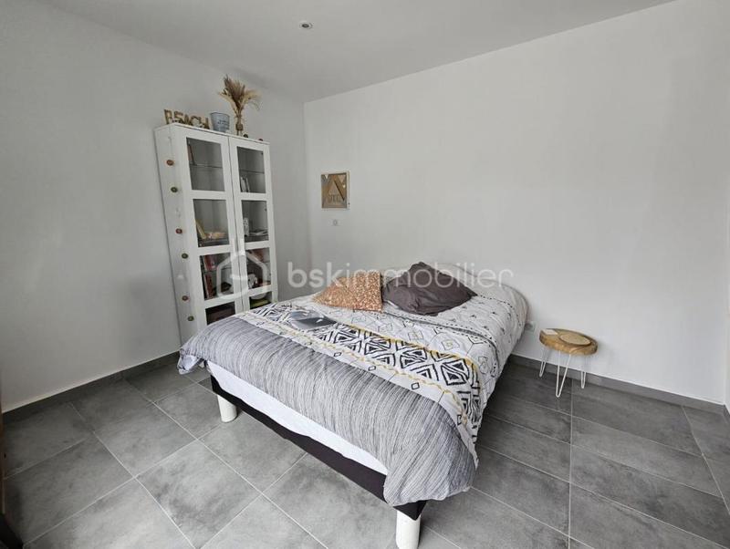 Maison - 210 m² - 10 pièces