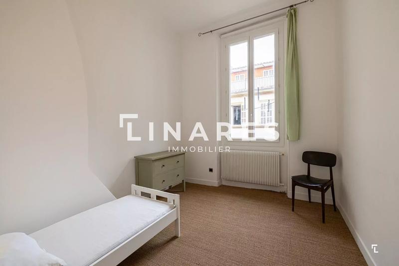 Appartement - 87 m² - 4 pièces