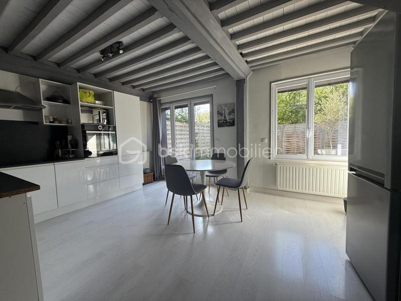 Maison - 103 m² - 5 pièces