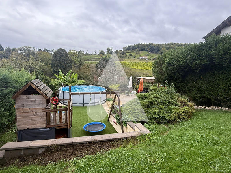 Maison - 185 m² - 6 pièces