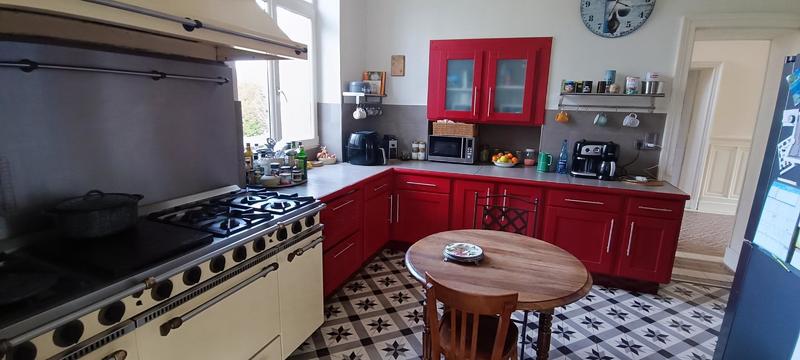 Maison - 215 m² - 7 pièces