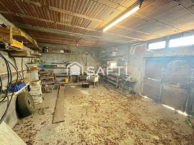 Maison - 207 m² - 7 pièces