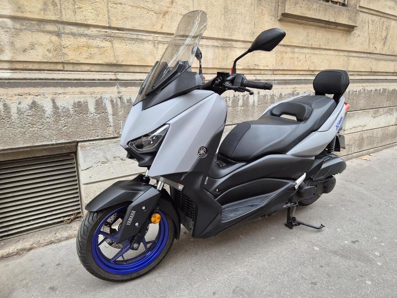 Yamaha Xmax