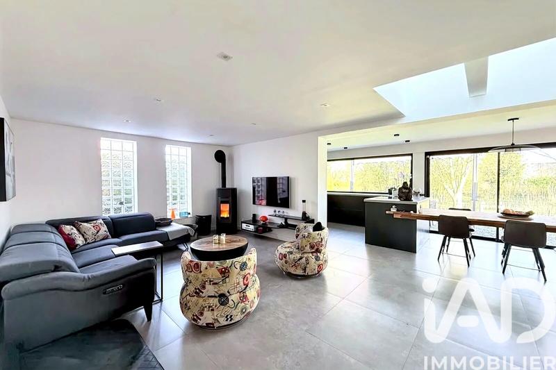 Maison - 140 m² - 5 pièces