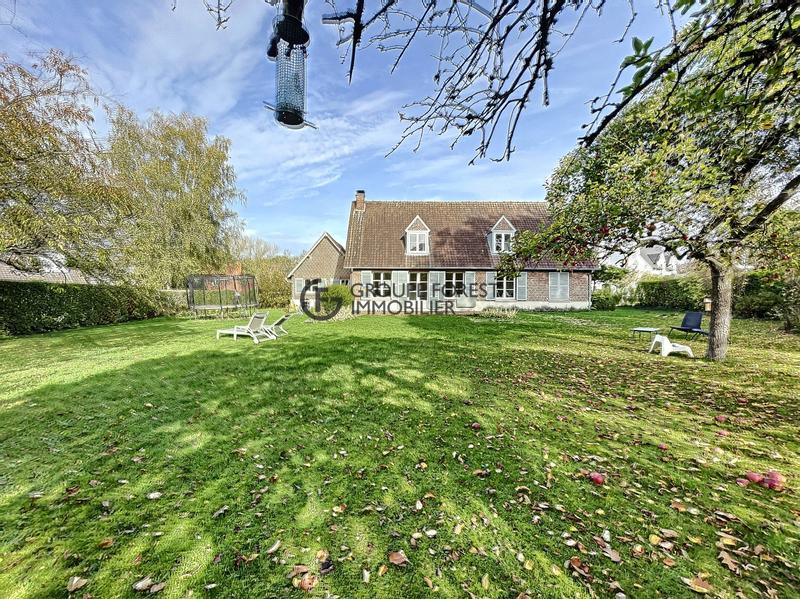 Maison - 193 m² - 6 pièces