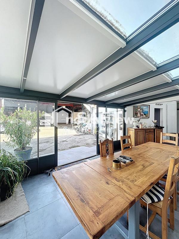 Maison - 195 m² - 6 pièces