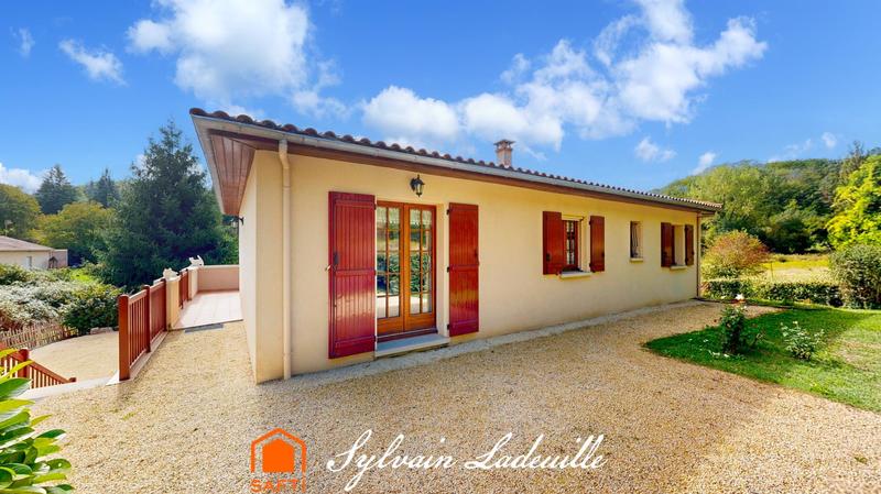 Maison - 90 m² - 4 pièces