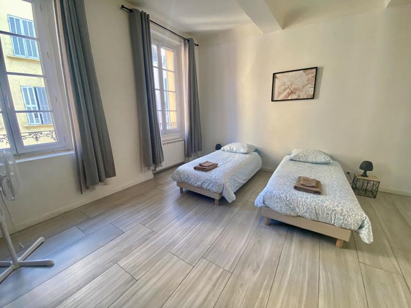 Appartement - 94 m² - 4 pièces