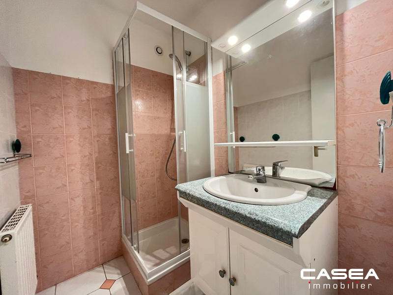 Maison traditionnelle - 120 m² - 6 pièces