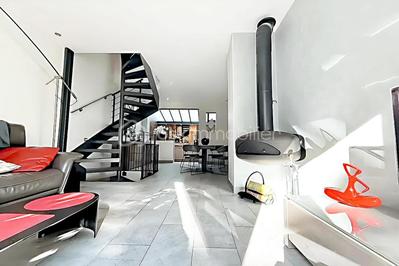 Propriété - 96 m² - 5 pièces