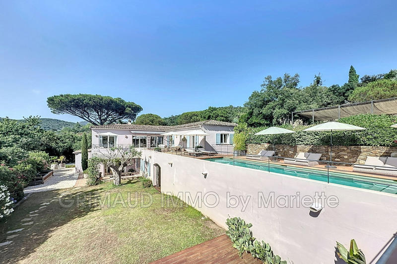 Villa - 280 m² - 10 pièces