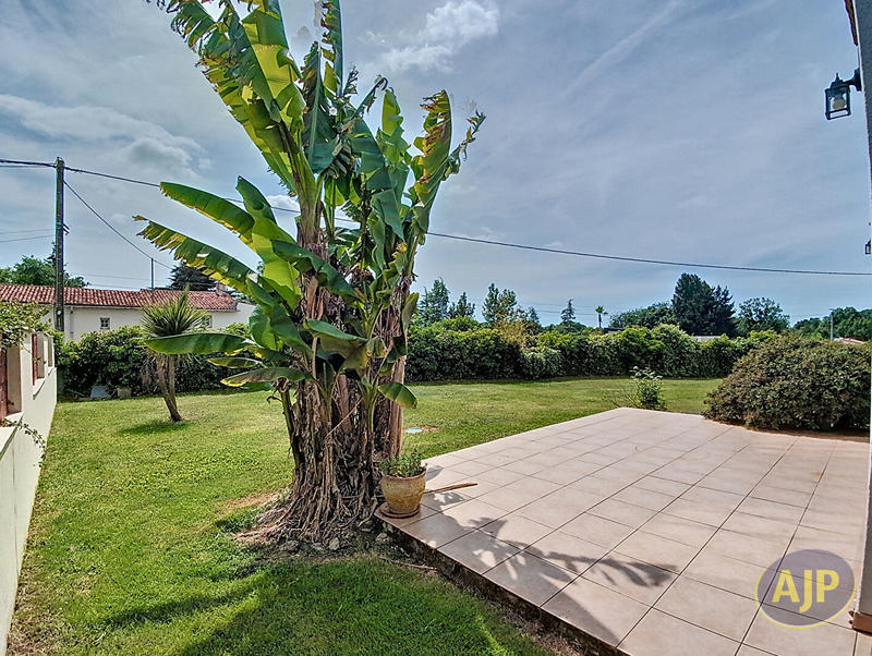 Maison - 200 m² - 6 pièces