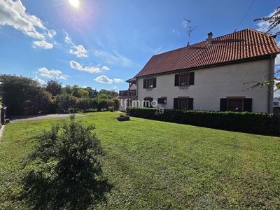 Maison - 195 m² - 7 pièces