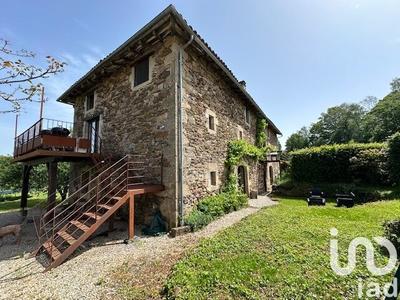 Maison - 433 m² - 16 pièces