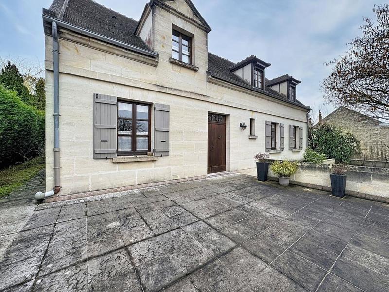 Maison - 187 m² - 6 pièces